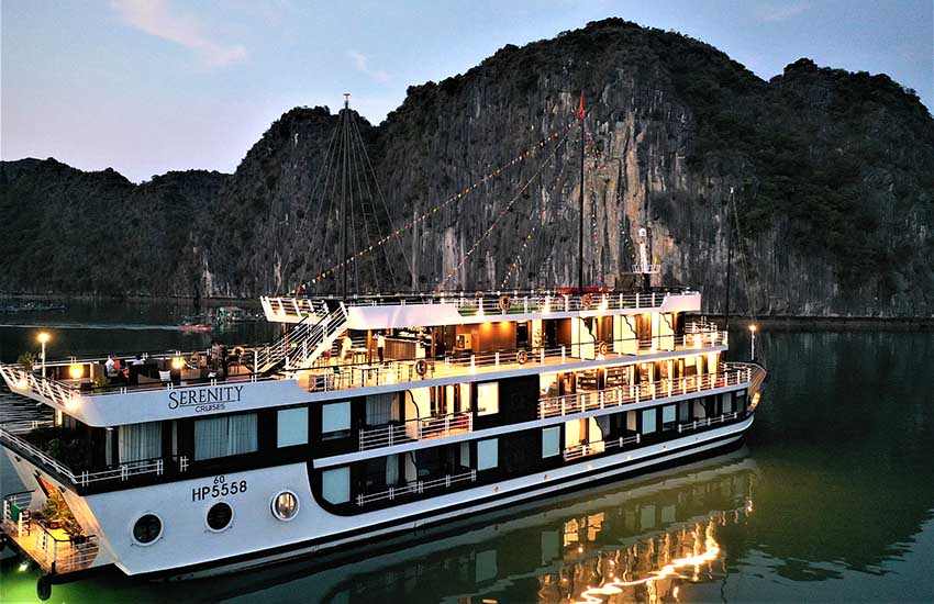 Tour du lịch Vịnh Lan Hạ 3 ngày 2 đêm Tour du lịch Vịnh Lan Hạ 3 ngày 2 đêm