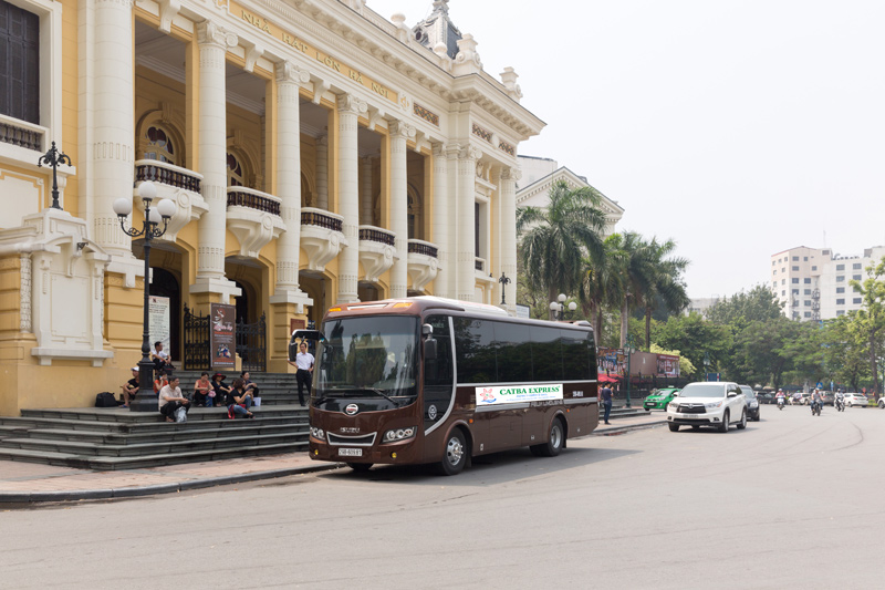 Cat Ba Express bus (Luxury bus)