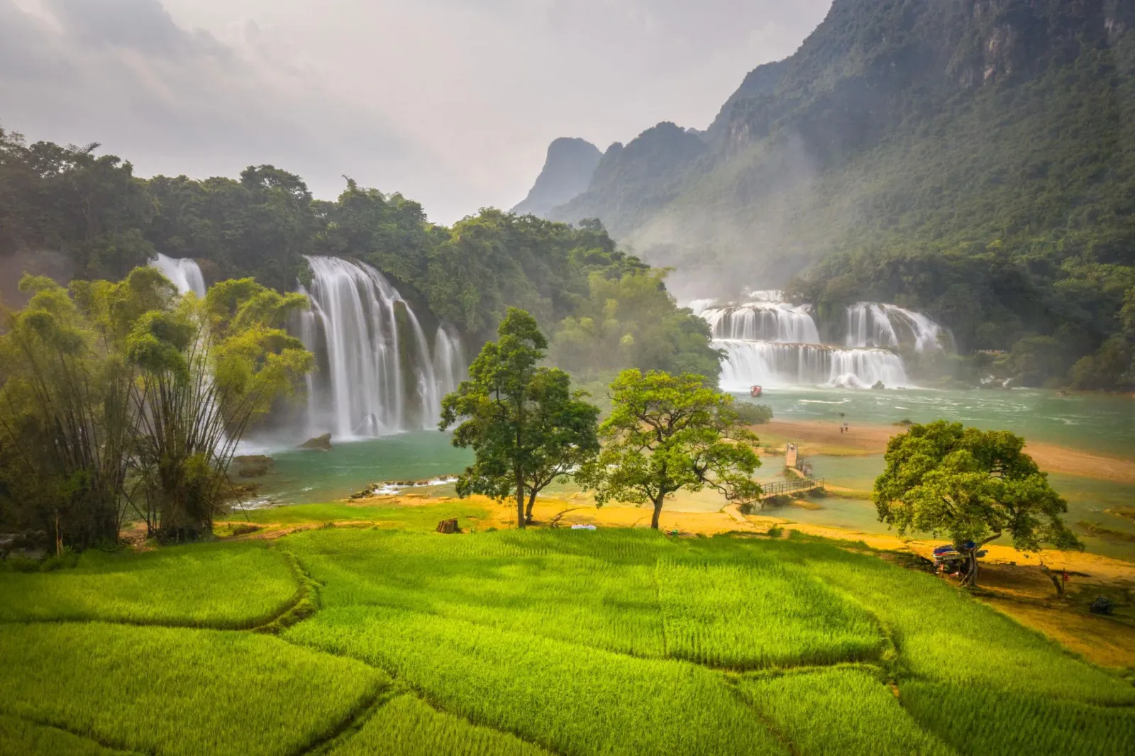 Kinh Nghiệm Đi Cao Bằng Bằng Xe Máy, Ô Tô Riêng, Xe Buýt Và Tàu Hỏa Từ A-Z