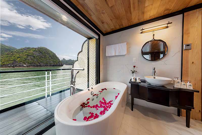 Tour du lịch Vịnh Lan Hạ 2 ngày 1 đêm
