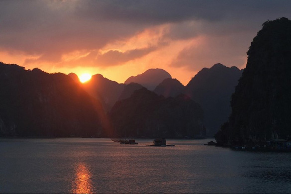 Khách sạn 3 sao Cát Bà